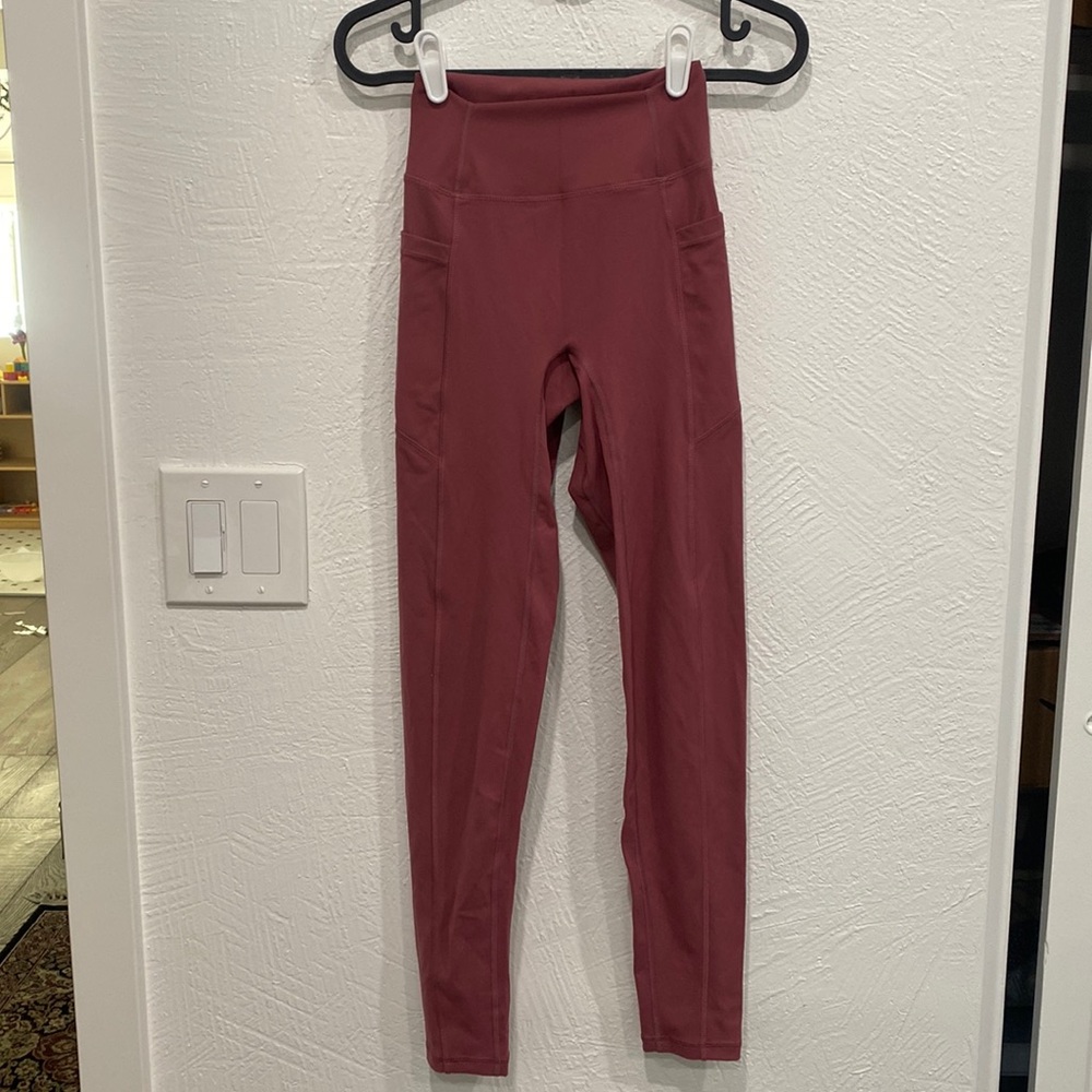 HR leggings with pockets